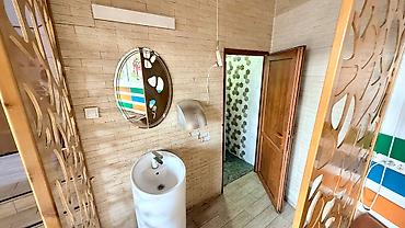 ресторанов: Продам! Коммерческое помещение 141м2, 1-эт, 340т.$ Первая линия — 6