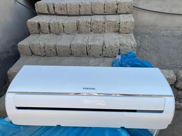 şamlar: Samsung az işlənmiş təzə kimidi