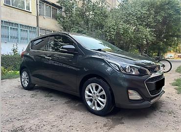 mersedes e63: Chevrolet Spark: 2021 г., 1 л, Вариатор, Бензин, Хэтчбэк — 1