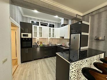 Дом и сад: İcarəyə verilir 2 otaqlı yeni tikili 94 m², İçəri Şəhər m. Kateqoriya — 2