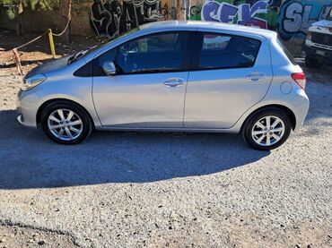Toyota: Toyota Yaris: 1.3 l. | 2014 έ. Χάτσμπακ — 20