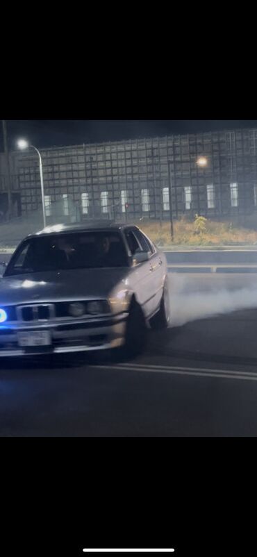 семёрка каракол: BMW 5 series: 1991 г., 2 л, Бензин