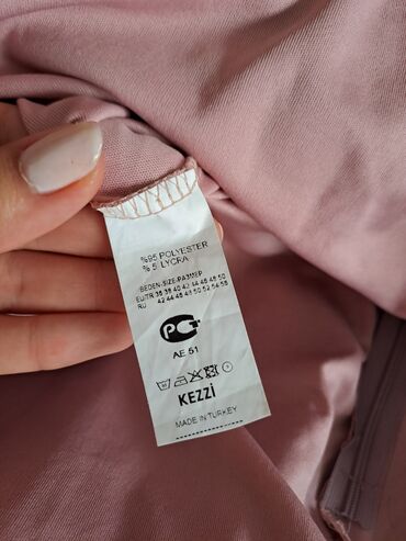 Haljine: M, bоја - Ljubičasta, Večernji, maturski, Na bretele — 10