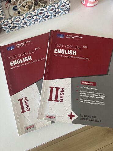 yerə yaxın ulduzlara uzaq kitabı: English toplusu, Ikisi bir yerde cemi 5 man