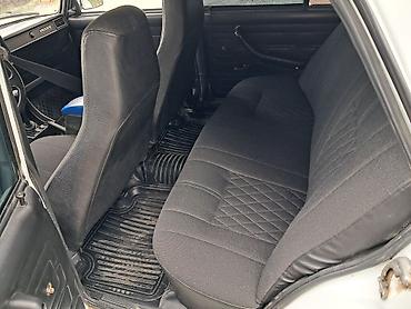 VAZ (LADA): Model: Lada 2107 (VAZ) Kuzov: sedan, ağ rəng Yanacaq: benzin Ötürücü — 3