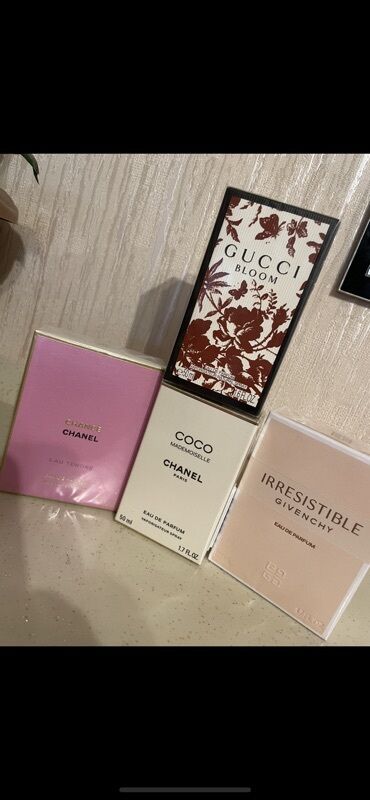 Свадебные платья и аксессуары: Bu kolleksiya "Gucci Bloom", "Chanel Coco Mademoiselle", "Chanel