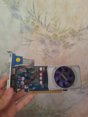 Masaüstü kompüterlər və iş stansiyaları: Videokart GeForce GT 440, < 4 GB, İşlənmiş