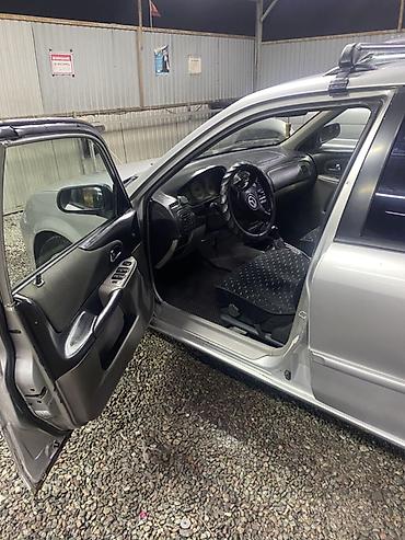 Mazda: Mazda 323: 2002 г., 1.6 л, Бензин, Хэтчбэк — 5