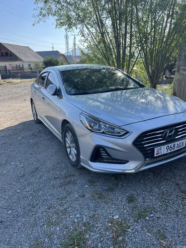решетка на виндом: Hyundai Sonata: 2018 г., 2 л, Автомат, Газ, Седан