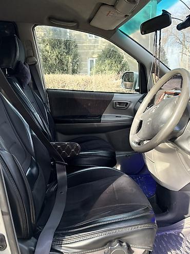 Toyota: Toyota Noah: 2003 г., 2 л, Автомат, Бензин, Минивэн — 5