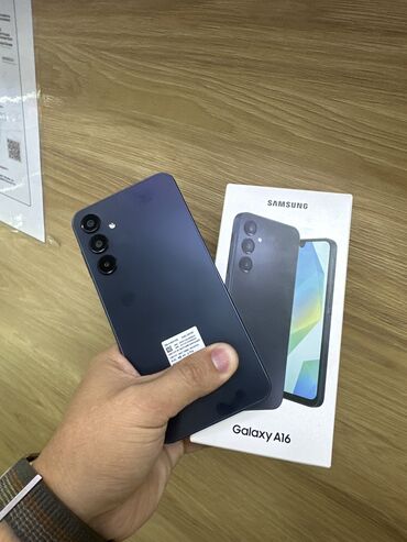 самсук: Samsung Galaxy A15, Б/у, 256 ГБ, цвет - Черный, 2 SIM