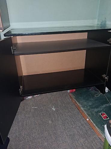 Qara rəngli iki qapılı şkaf - Material: laminat/MDFlam korpus, hamar