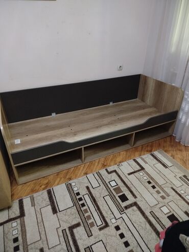 машинка кровать для мальчика: Бир кишилик керебет, Жаңы, Сактоо кутусу менен, узуну - 1 см