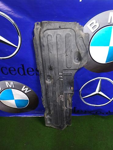 erec m8: Защита днища Mercedes-Benz, 2004 г., Б/у, Оригинал — 1