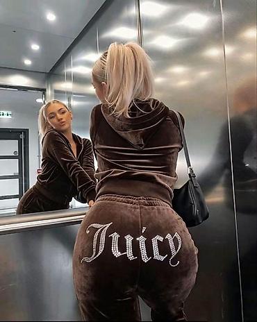 Gornji i donji deo: Plišane trenerke Juicy 😍
Vel: S M L XL XXL XXXL
Cena: 3700 dinara — 3