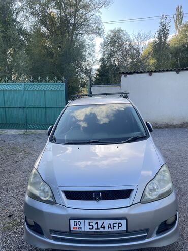 Toyota: Toyota Ipsum: 2003 г., 2.4 л, Автомат, Бензин, Минивэн