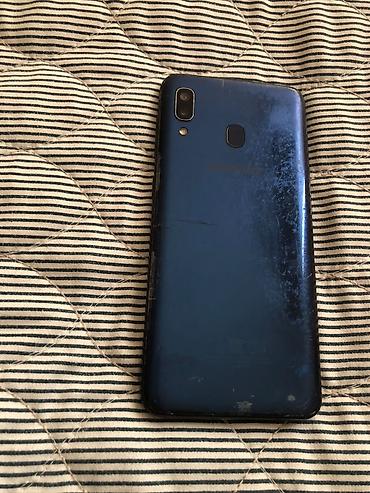 iphone 6s platasi: Samsung Galaxy A20, 32 GB, Barmaq izi, İki sim kartlı, Face ID — 2