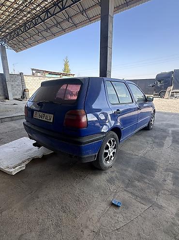 волва 2013: Volkswagen Golf: 1992 г., Хэтчбэк — 7
