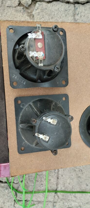 Динамики и колонки: Колонки 1картинка -колонки рабочие (1 пара 3500сом окончательно — 24