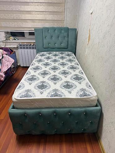Односпальные кровати: ПРОДАМ - Односпальная кровать с мягким изголовьем + матрас ЦЕНА 9000 — 2