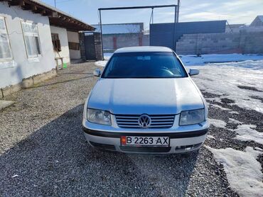 купить багажник на крышу авто в бишкеке: Volkswagen Bora: 2002 г., 1.6 л, Механика, Бензин, Седан