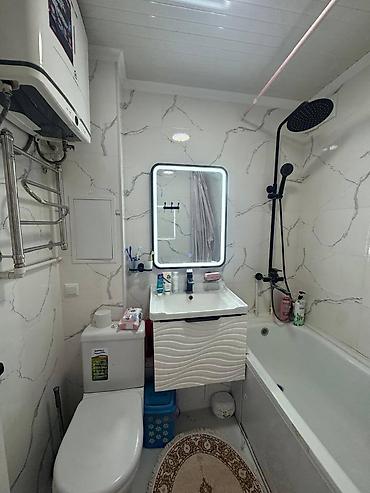 Квартиры: 3 комнаты, 58 м², Кок-Жар мкр 104 серия, 4 этаж — 8