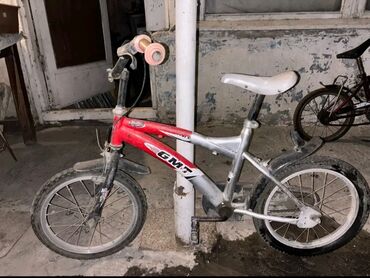 qaçış velosipedi: İşlənmiş İki təkərli Uşaq velosipedi 16", sürətlərin sayı: 20, Ünvandan götürmə