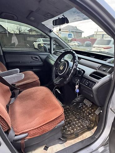 спойлео: Honda Stepwgn: 2005 г., 2 л, Автомат, Бензин, Минивэн — 6