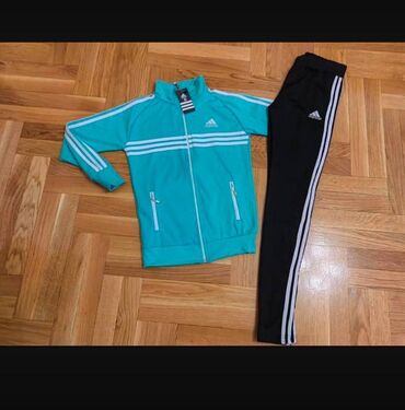 Gornji i donji deo: Zenske trenerke S,M,L,XL,XXL,3XL velicine za samo 3600 din
pb — 10