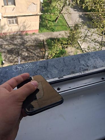 Apple iPhone: IPhone Xs, 256 GB, Qara, Face ID — 9