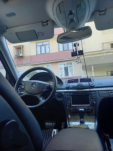 mercedes e220 cdi: Mercedes-Benz E-Class E220 CDI sedan - Korpus: qara rəng, 4 qapı — 4