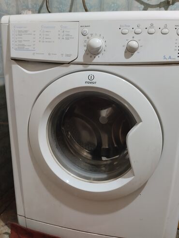 аристондор бу: Кир жуучу машина Indesit, Автомат, 5 кг чейин