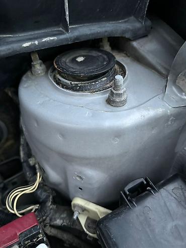 Toyota: Toyota Funcargo: 2002 г., 1.3 л, Автомат, Бензин, Фастбек — 16