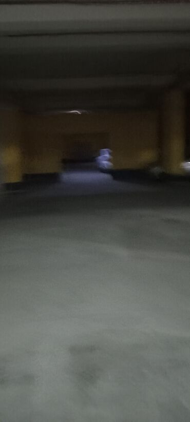 Kirayə qaraj: 20 kv. m, 4 * 5 * 4 Beton -da lalafo.az — 4 Kirayə qaraj: 20 kv. m, 4 * 5 * 4 Beton — 4