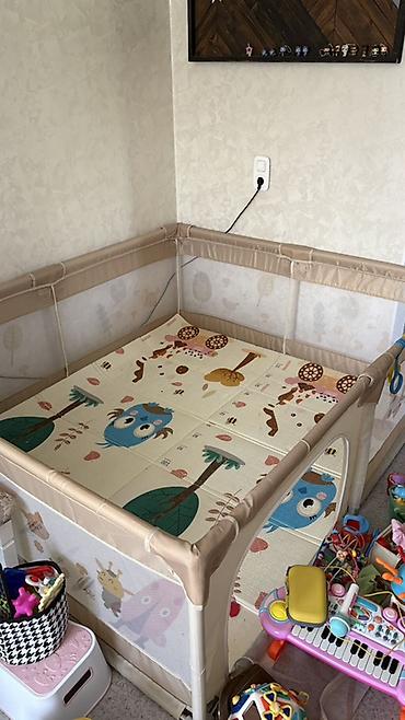 Детский манеж-площадка для игр БЕЗ КОВРИКА внутри (он немного