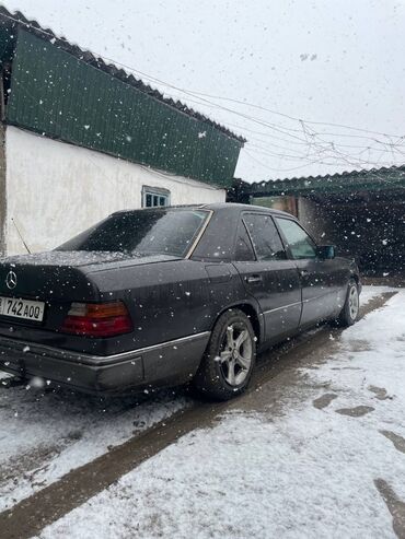 мотор мерседес: Mercedes-Benz W124: 1992 г., 2.3 л, Механика, Бензин, Седан