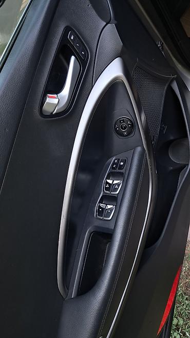 turbo az kia ceed universal: Hyundai Santa Fe: 2 l | 2016 il Krossover — 10
