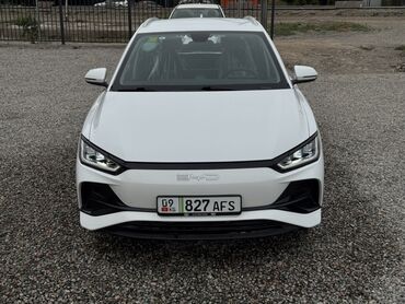 адаптер type c: BYD E2 
Год:2024-12
Запас хода 400км
Пробег: 0
Комплектация:LUXURY