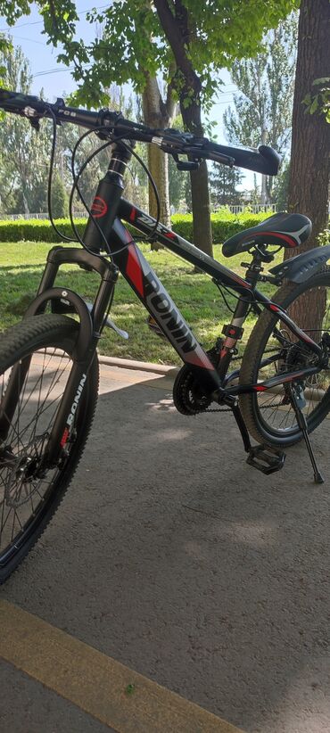 подростковый велосипед: Продаю ПОДРОСТКОВЫЙ велосипед (размер колес 24) толком не катались (
