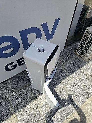 Su üçün kulerlər və dispenserlər: Dispenser Su dispenseri Booş Su dispenserləri və kulerləri Booş — 12