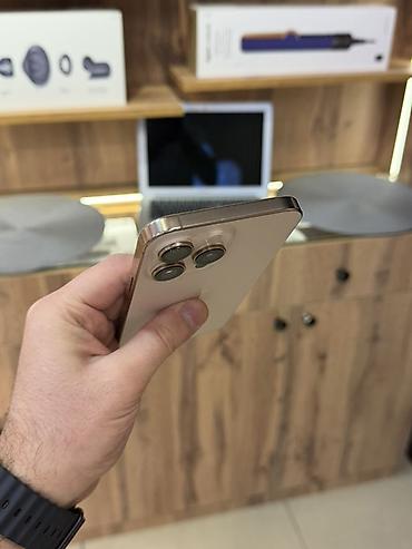 Apple iPhone: IPhone 16 Pro Max, 256 GB, Desert Titanium, Simsiz şarj — 7