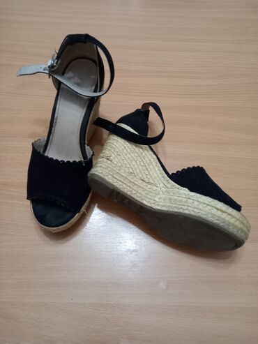 mokasine beograd: Sandals, 37
