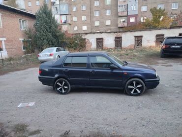 дом на колесах купить бу: Volkswagen Vento: 1996 г., 1.8 л, Механика, Бензин, Седан