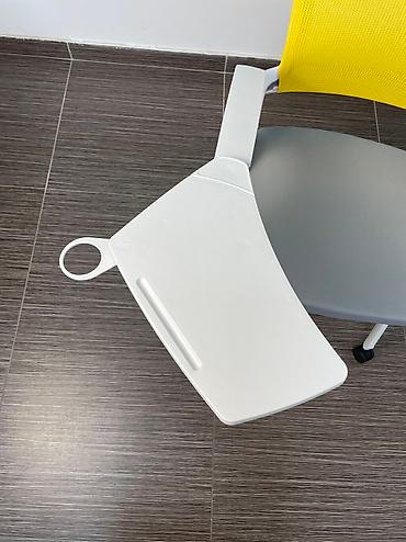 table study: 🍋 Складной стул с откидным столиком 555, легкое и компактное, идеально — 4
