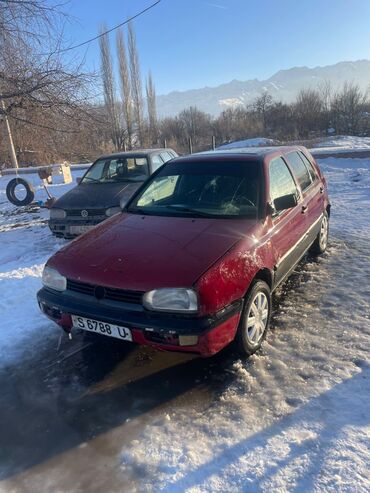 автомобиль расрочка: Volkswagen Golf: 1992 г., 1.8 л, Механика, Бензин