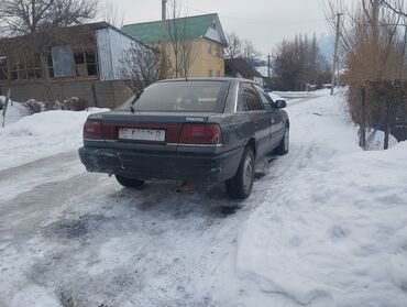 Mazda: Mazda 626: 1989 г., 2 л, Механика, Бензин, Хэтчбэк