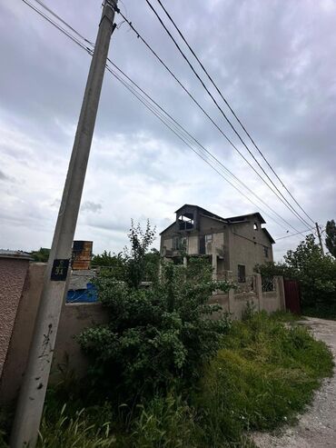 куплю дом под снос: Дом, 200 м², 7 комнат, Собственник, Старый ремонт