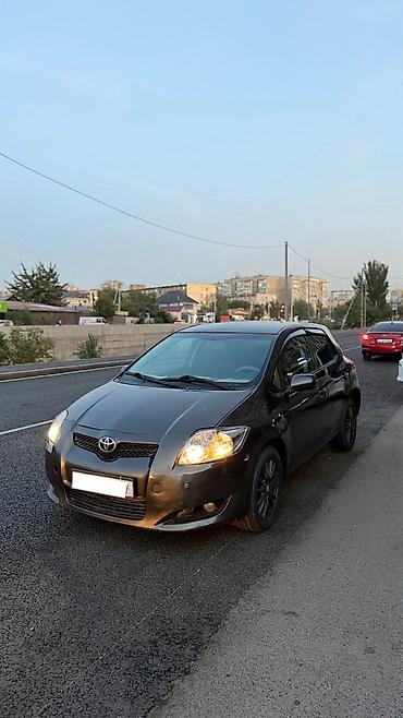 фит 2007: Toyota Auris: 2007 г., 1.5 л, Вариатор, Бензин, Хэтчбэк — 2