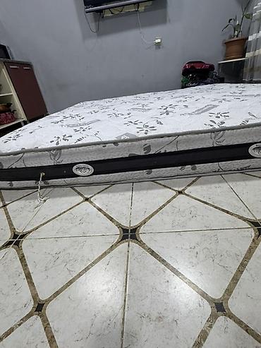taxt doşekleri: Bayraxbah markalı ortopedik döşək - Ölçü: təxminən 200x200 sm (queen — 2