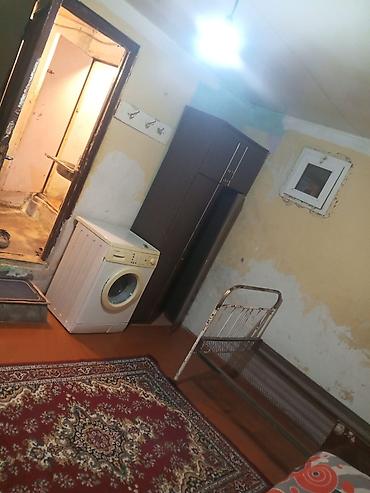 qalmaq sərti ilə is: Bir otaqlı yaşayış yeri – sadə komplektlə - Otaq planı: bir otaq — 4